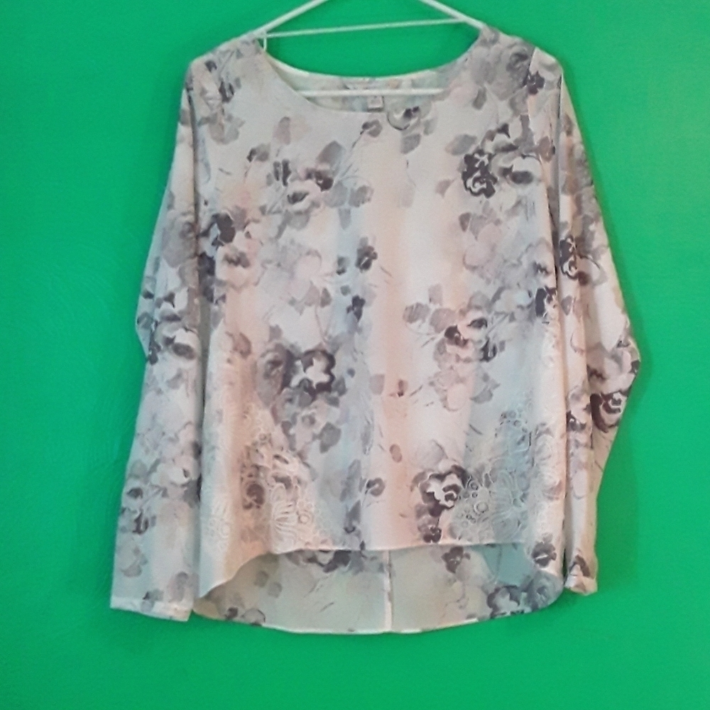 LC Lauren Conrad Floral Blouse
